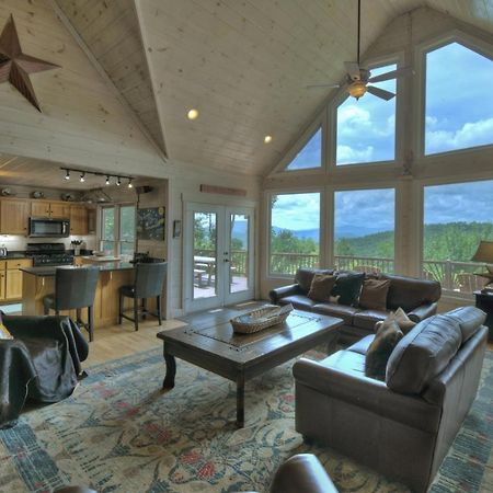 Вилла Champagne Chalet - Cuddleup Morganton Экстерьер фото