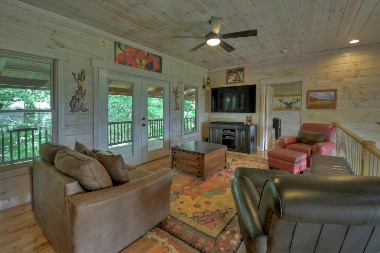 Вилла Champagne Chalet - Cuddleup Morganton Экстерьер фото