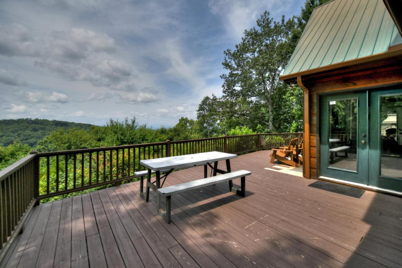 Вилла Champagne Chalet - Cuddleup Morganton Экстерьер фото