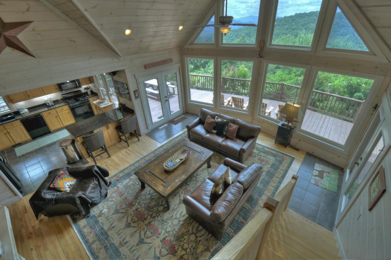 Вилла Champagne Chalet - Cuddleup Morganton Экстерьер фото