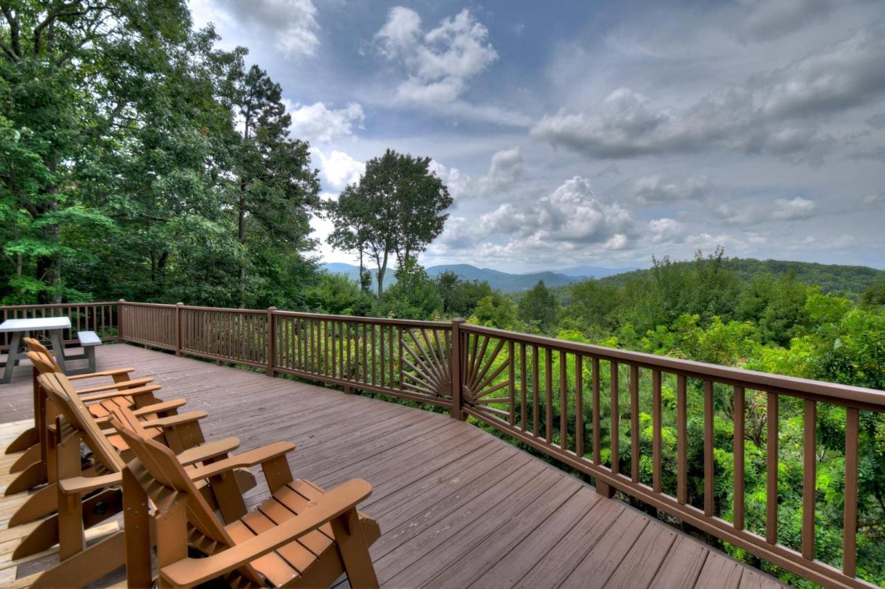 Вилла Champagne Chalet - Cuddleup Morganton Экстерьер фото